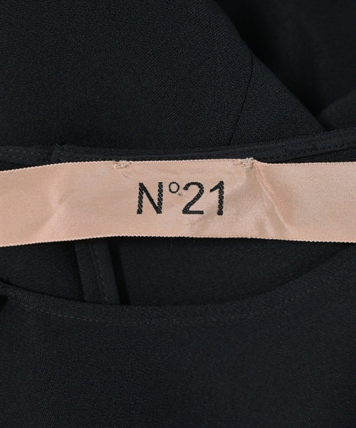 N゚ 21 เสื้อสตรี