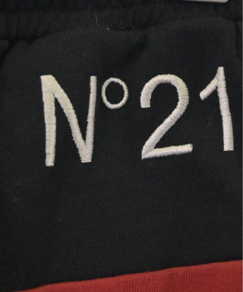 N゚ 21 กางเกงวอร์ม