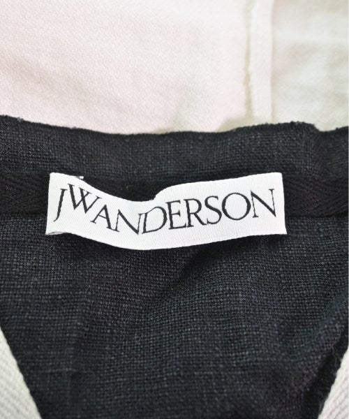JW Anderson เสื้อลำลอง