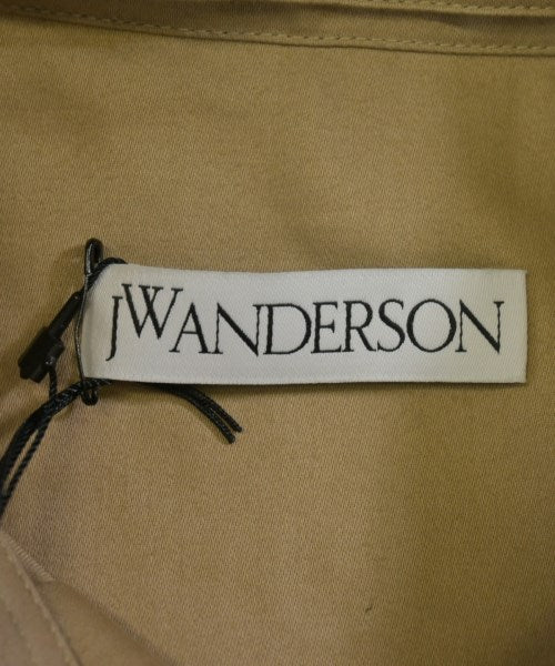 JW Anderson เสื้อลำลอง