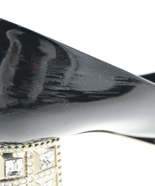 Miu Miu รองเท้าส้นสูง