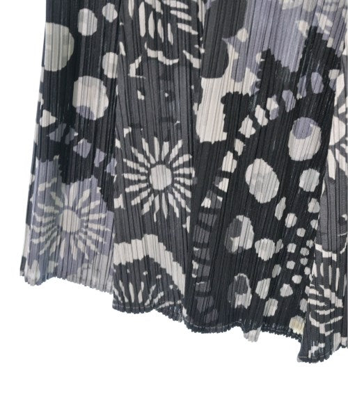 PLEATS PLEASE กระโปรงยาวถึงเข่า