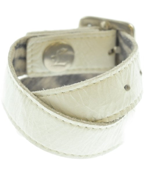 LIMI feu สร้อยข้อมือ/กำไล