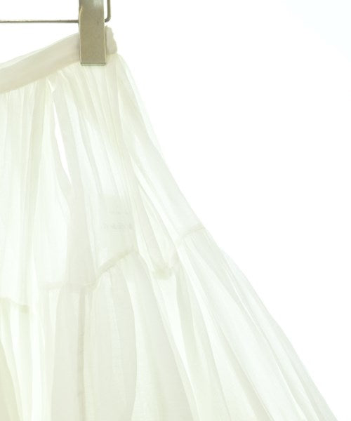 ALAIA กระโปรงยาวถึงเข่า