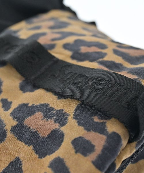 Supreme กระเป๋า