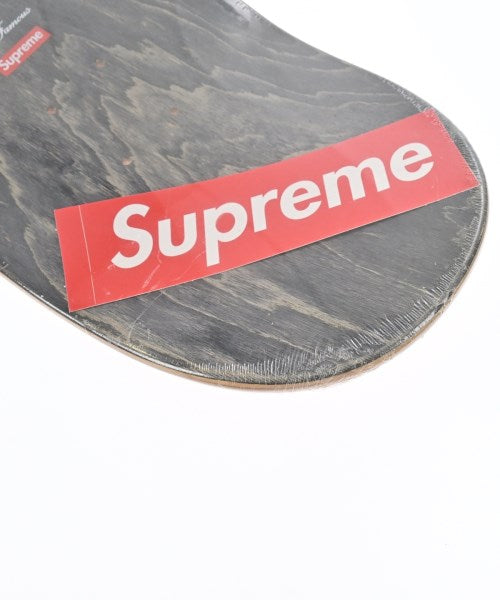 Supreme อื่นๆ