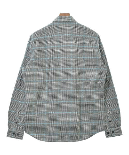 Supreme เสื้อลำลอง