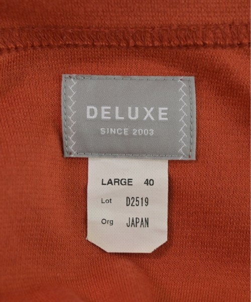 Deluxe เสื้อยืด/เสื้อท็อปส์