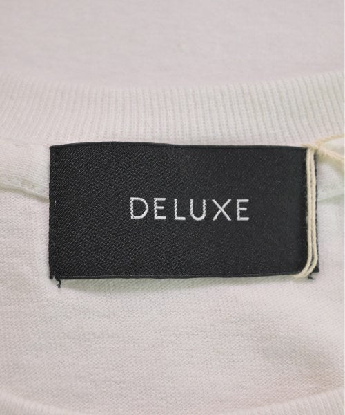 Deluxe เสื้อยืด/เสื้อท็อปส์