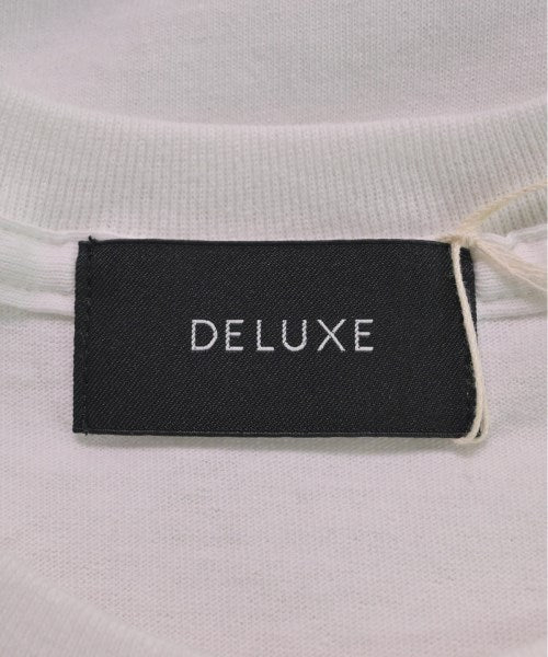 Deluxe เสื้อยืด/เสื้อท็อปส์