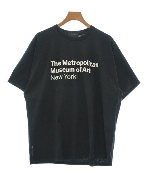 Deluxe เสื้อยืด/เสื้อท็อปส์