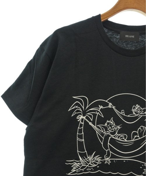 Deluxe เสื้อยืด/เสื้อท็อปส์