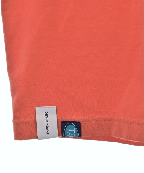 DESCENDANT เสื้อยืด/เสื้อท็อปส์