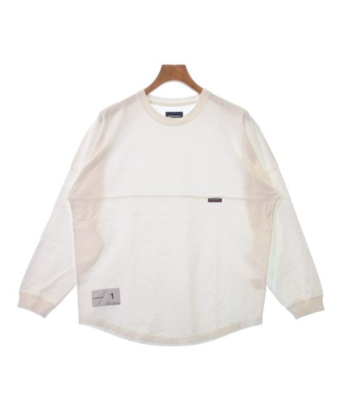 DESCENDANT เสื้อยืด/เสื้อท็อปส์