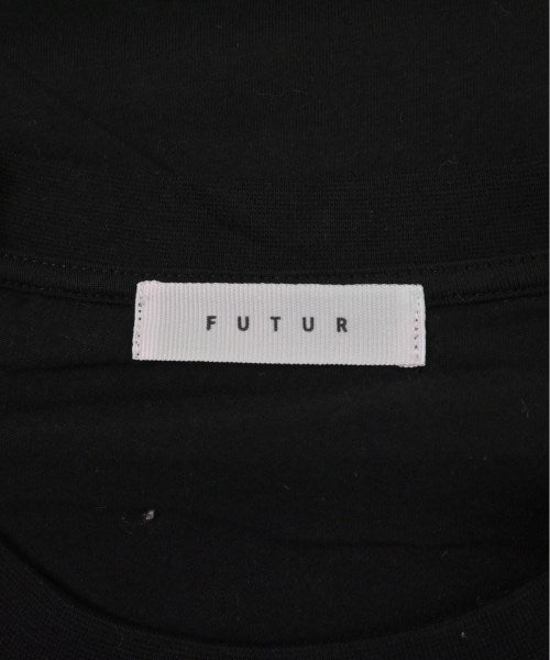 FUTUR เสื้อยืด/เสื้อท็อปส์