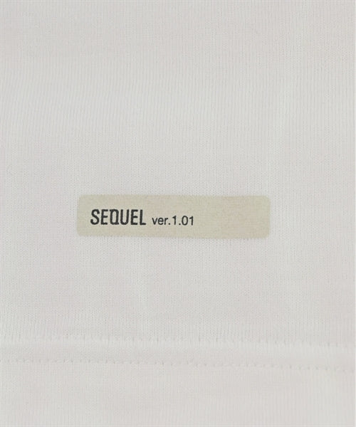 SEQUEL เสื้อยืด/เสื้อท็อปส์