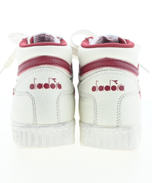 diadora รองเท้าผ้าใบ