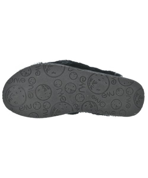 emu รองเท้าแตะ