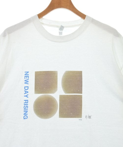 F/CE. เสื้อยืด/เสื้อท็อปส์