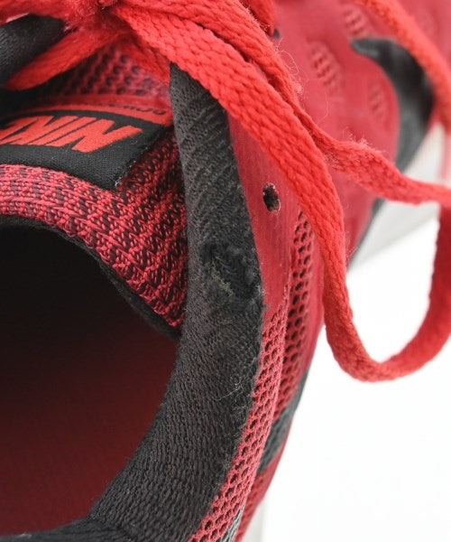 NIKE รองเท้าผ้าใบ