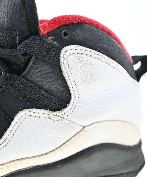 NIKE รองเท้าผ้าใบ