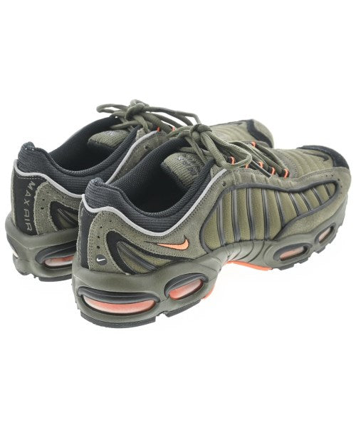 NIKE รองเท้าผ้าใบ