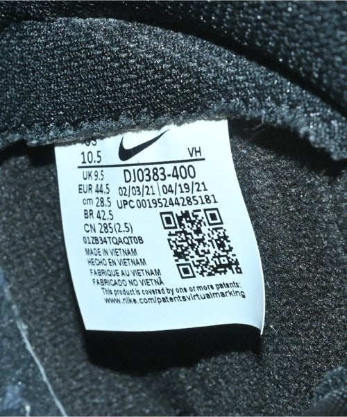 NIKE รองเท้าผ้าใบ