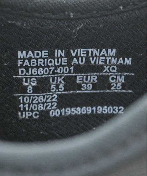 NIKE รองเท้าแตะ