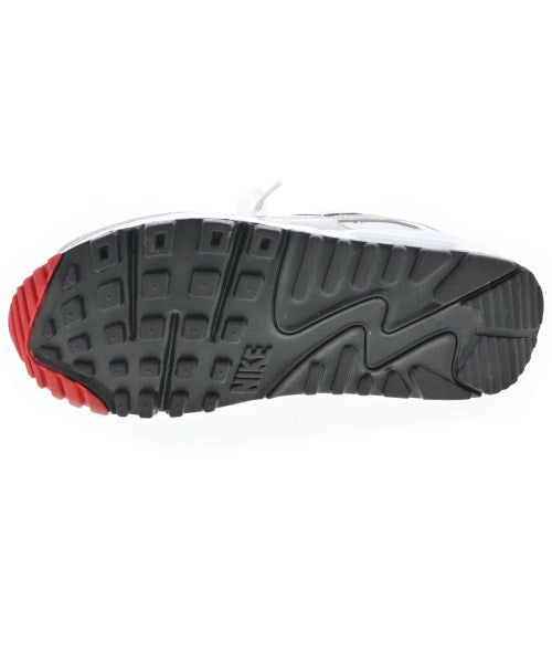 NIKE รองเท้าผ้าใบ