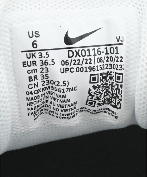 NIKE รองเท้าผ้าใบ
