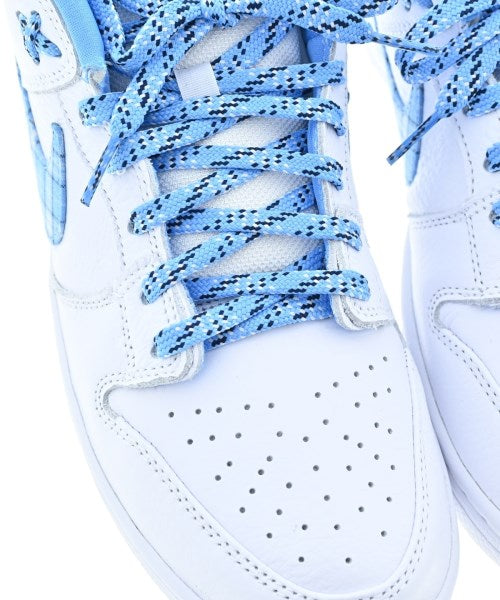 NIKE รองเท้าผ้าใบ