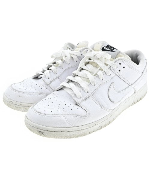 NIKE รองเท้าผ้าใบ
