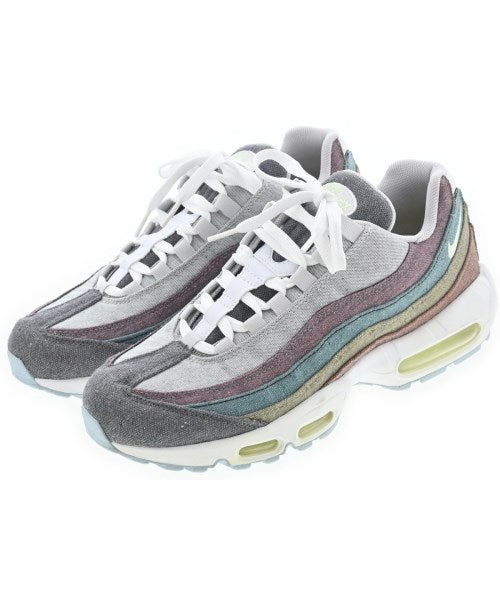 NIKE รองเท้าผ้าใบ