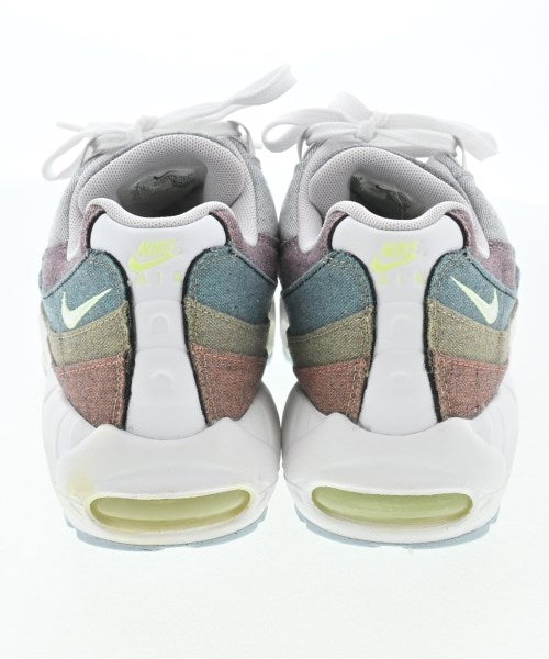 NIKE รองเท้าผ้าใบ