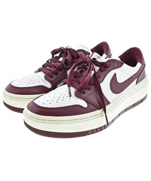 NIKE รองเท้าผ้าใบ
