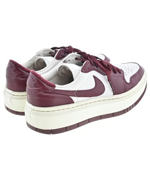 NIKE รองเท้าผ้าใบ