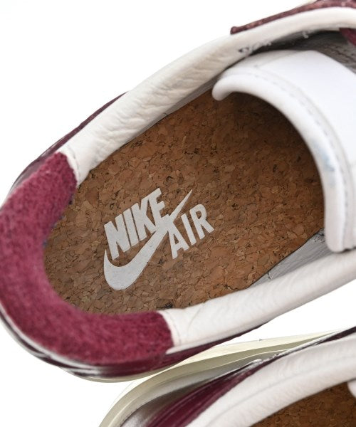 NIKE รองเท้าผ้าใบ
