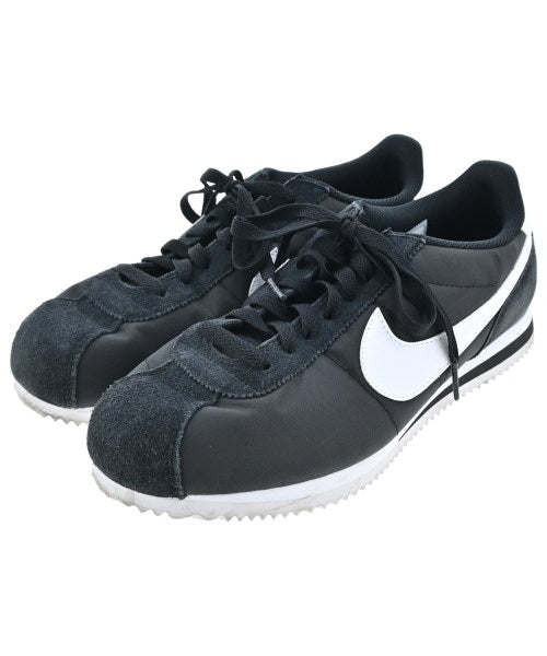 NIKE รองเท้าผ้าใบ