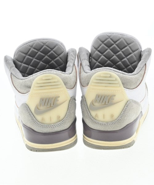 NIKE รองเท้าผ้าใบ