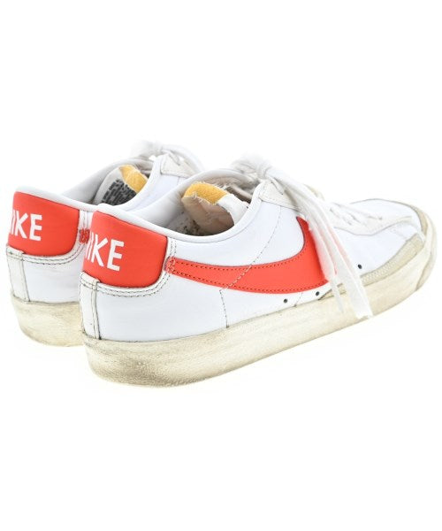 NIKE รองเท้าผ้าใบ