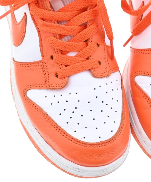 NIKE รองเท้าผ้าใบ
