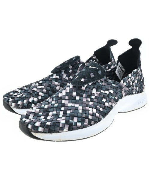 NIKE รองเท้าผ้าใบ