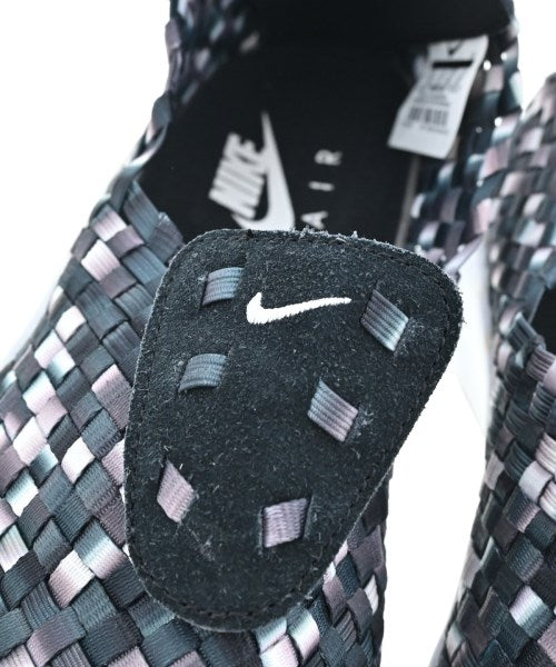NIKE รองเท้าผ้าใบ