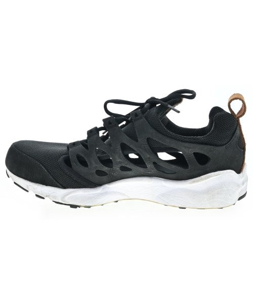 NIKE รองเท้าผ้าใบ