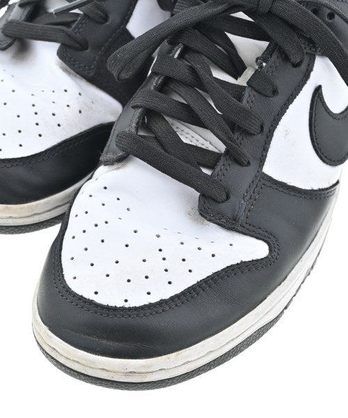 NIKE รองเท้าผ้าใบ