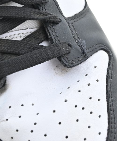 NIKE รองเท้าผ้าใบ