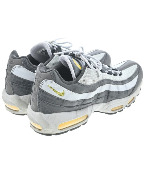 NIKE รองเท้าผ้าใบ