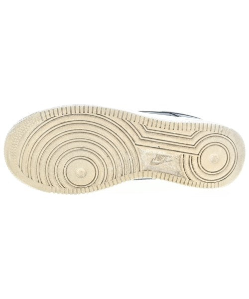 NIKE รองเท้าผ้าใบ