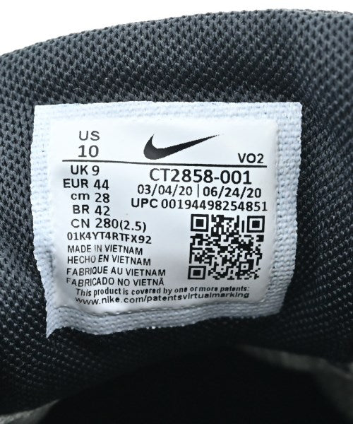 NIKE รองเท้าผ้าใบ