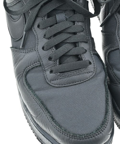 NIKE รองเท้าผ้าใบ